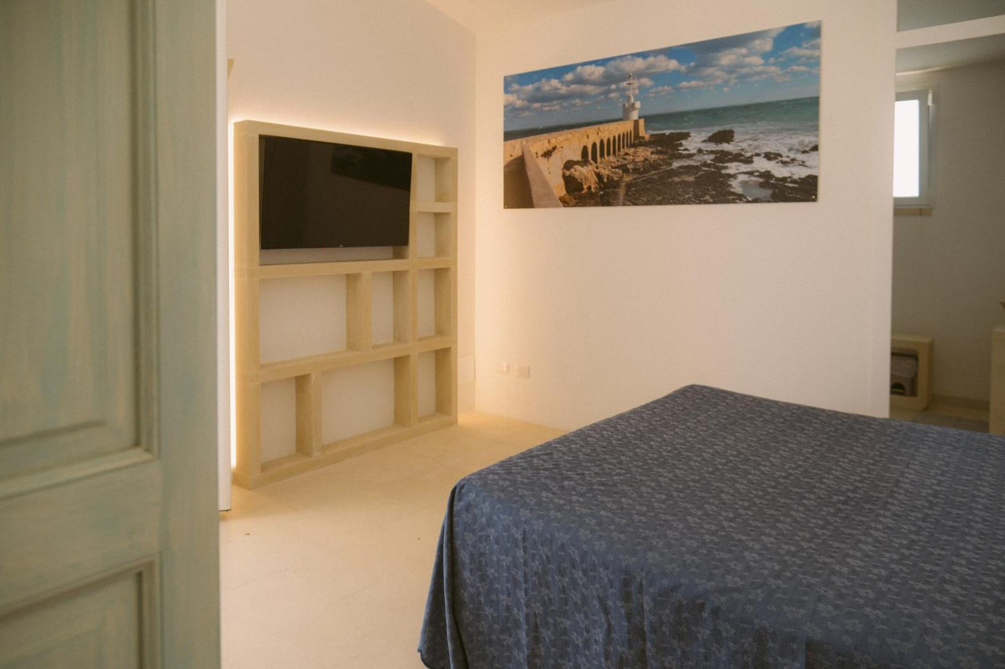 Villa Del Ponente Otranto Alimini Exterior photo